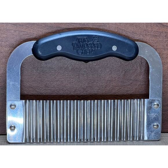 Pampered Chef Crinkle Cutter Kitchen Utensil Tool Cooking Gift Slicer Potato Veg - Picture 1 of 2